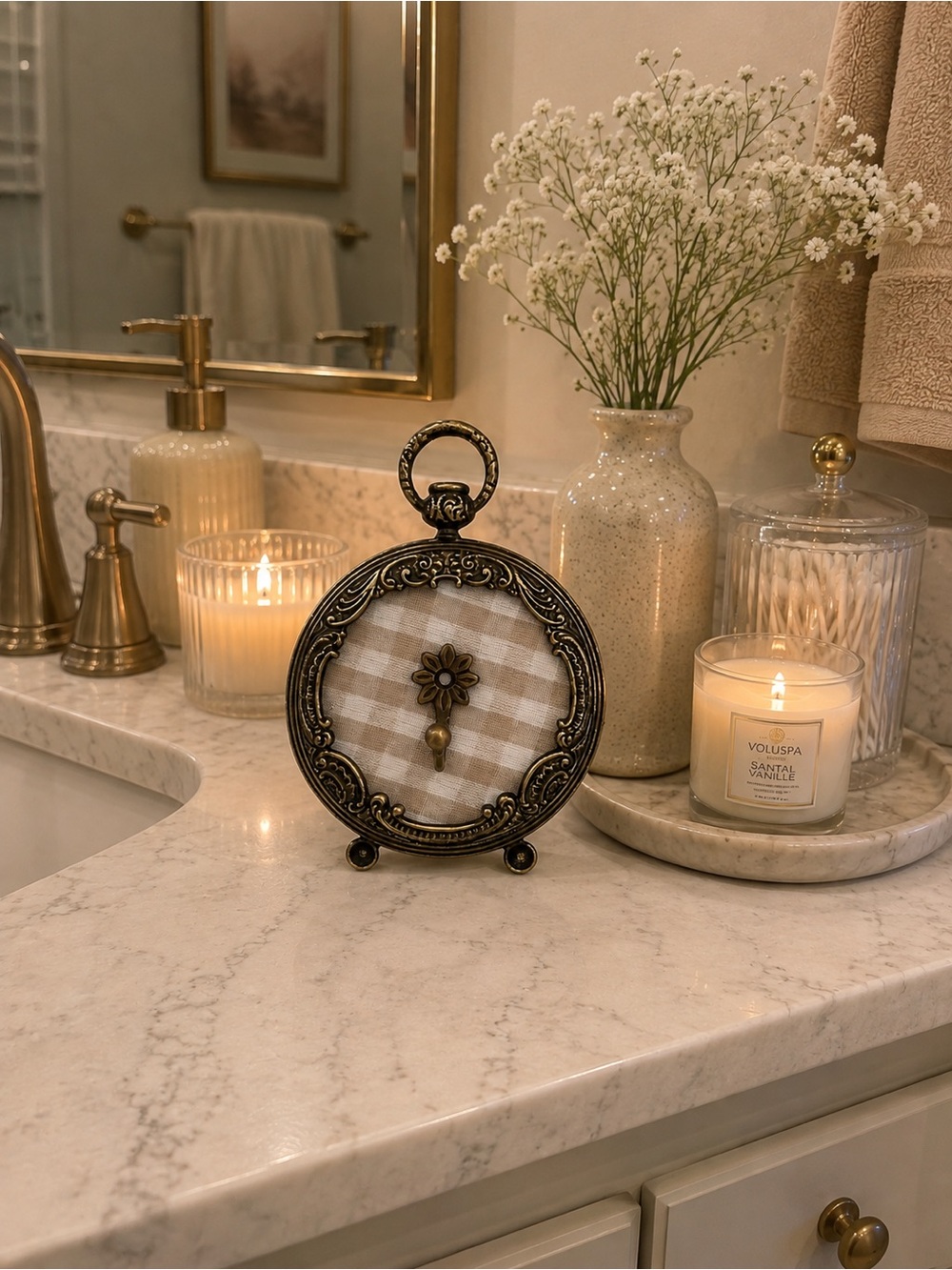 Vintage-Style Frame Ring holder